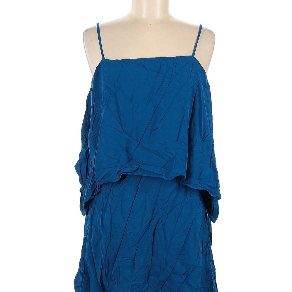 Splendid Blue Dress - Picture 5 of 8
